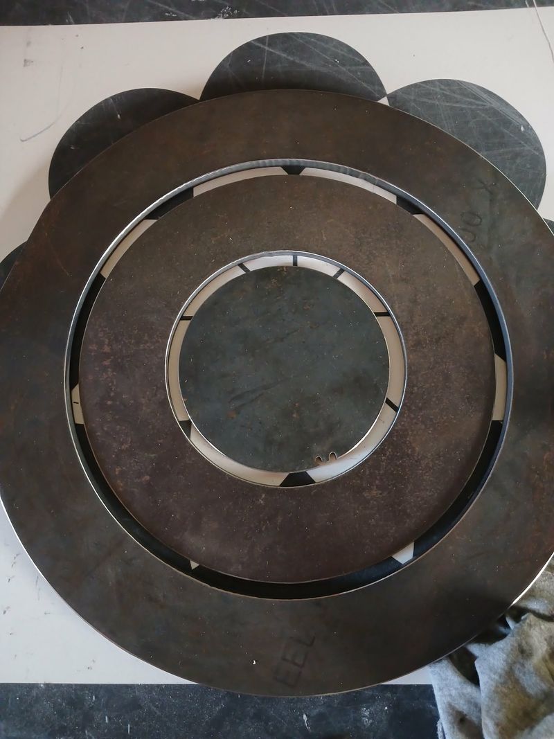 Precision profile-cut steel discs and rings
